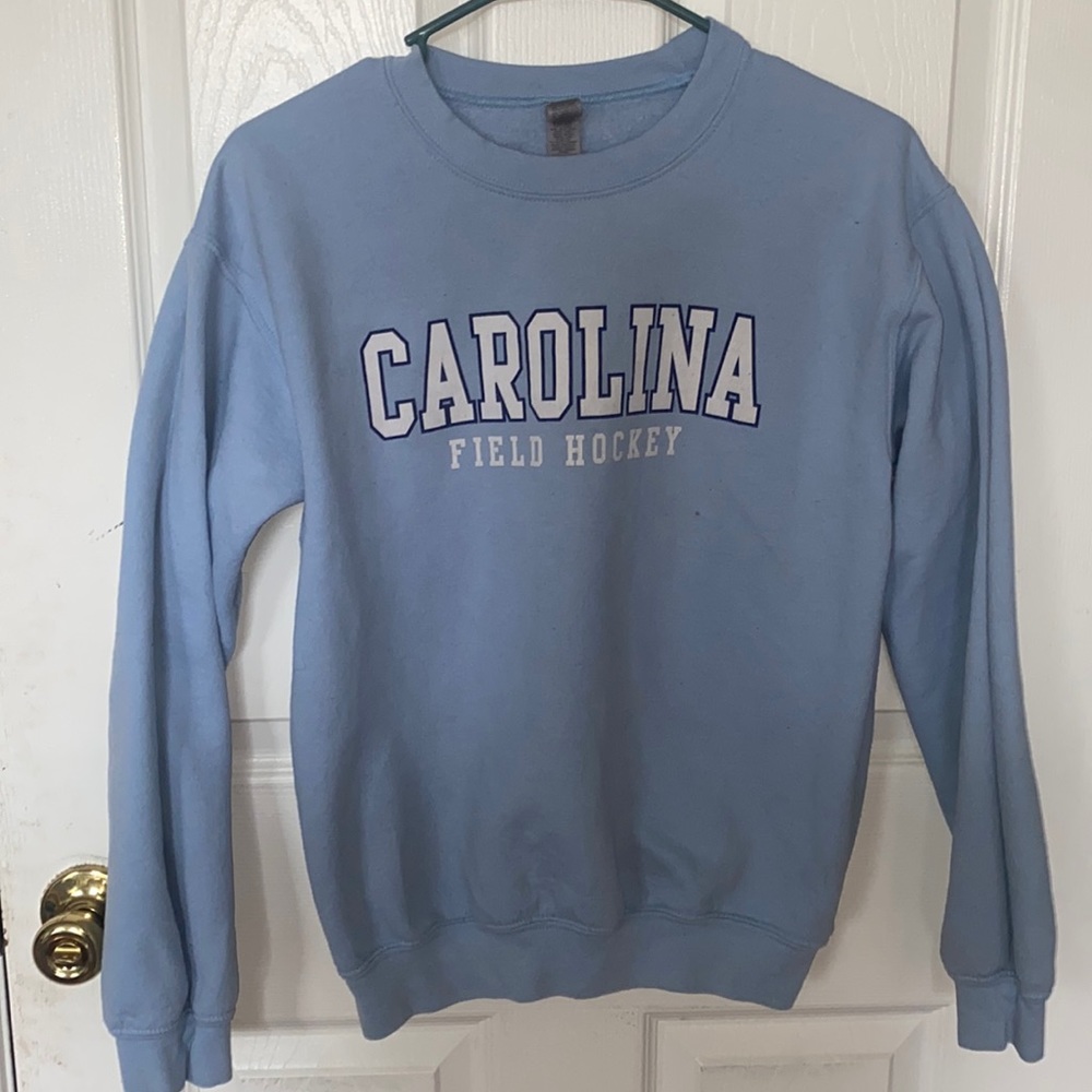 UNC field hockey crewneck